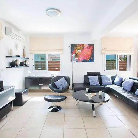 Med 24 Villa *